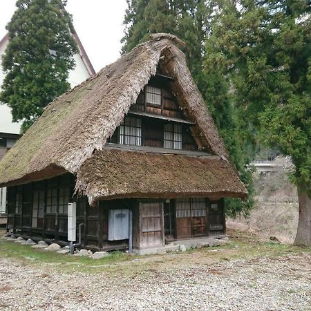 Gokayama Gassho No Sato Hotel Nanto Buitenkant foto