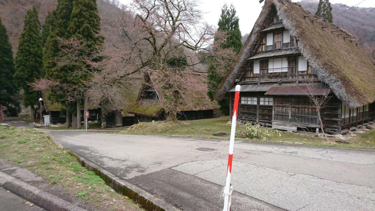 Gokayama Gassho No Sato Hotel Nanto Buitenkant foto